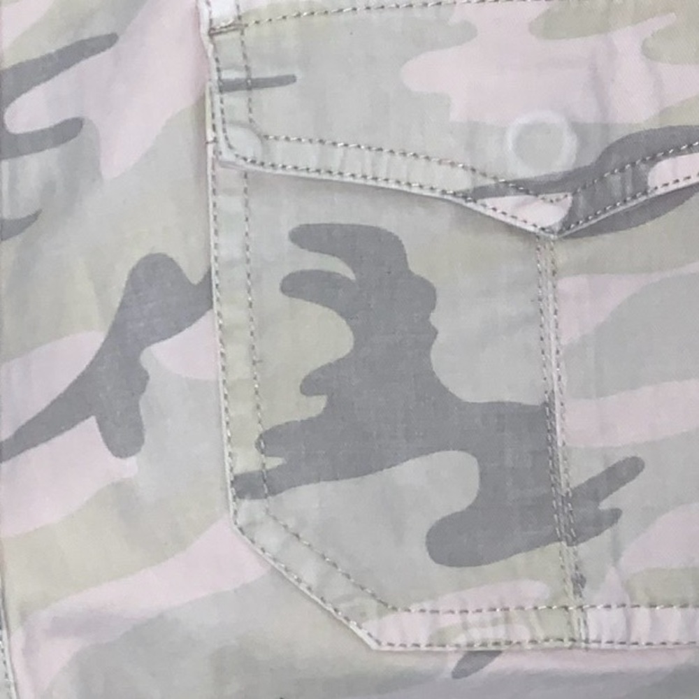 Blossom & Clover y2k Camo Pants Women’s tan green light camo Size 29 - Picture 7 of 11